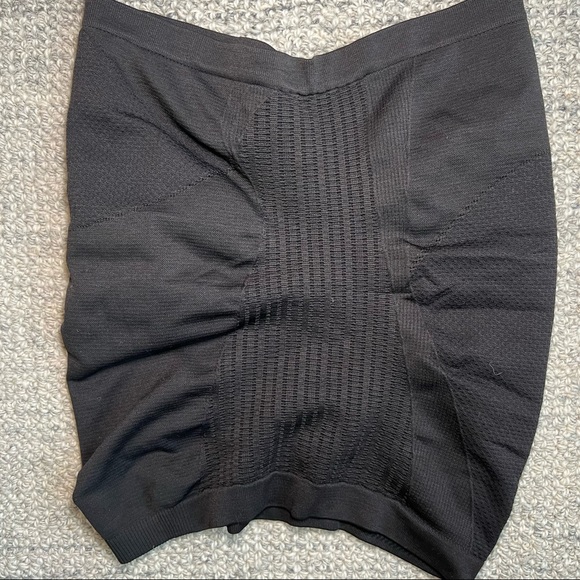 Lululemon running buff - Picture 2 of 5